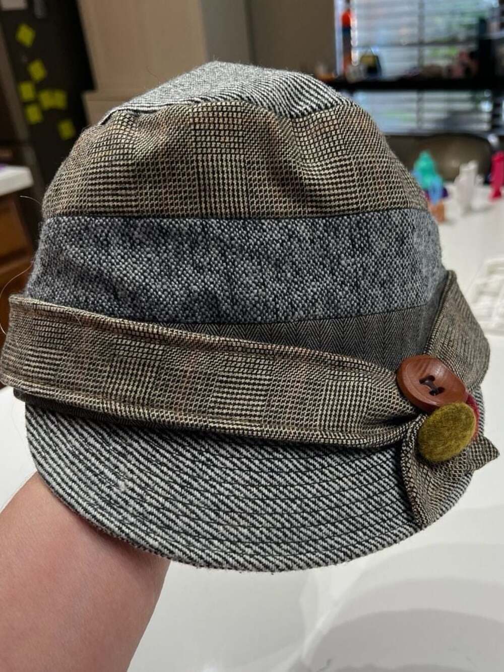 Grace Hats Patchwork Wool Blend Newsboy Cadet Cap with Button Detail